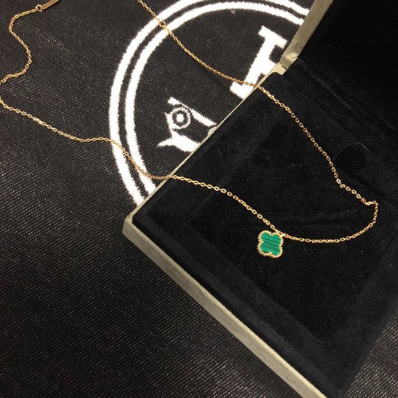 💎✨AUTHENTIC✨💎 Van Cleef & Arpels necklace - Picture 1 of 4